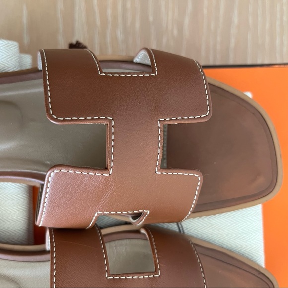 HERMÈS Oran Sandals Gold size EU 38.5/US 8.5 - Picture 14 of 14